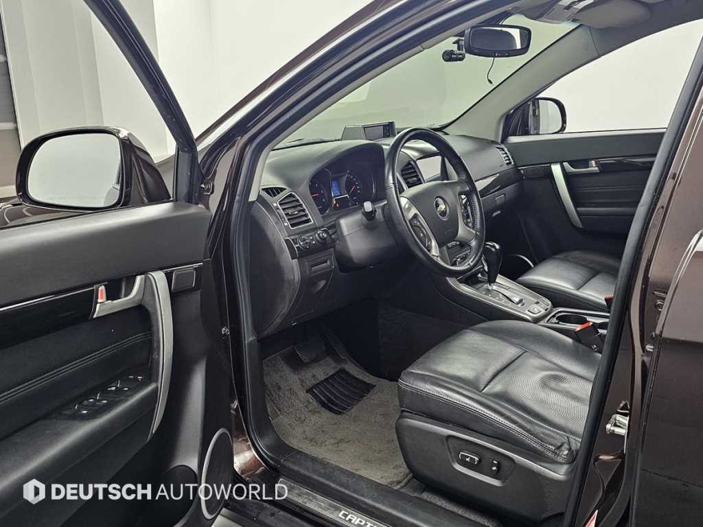 CHEVROLET Captiva — photo 11