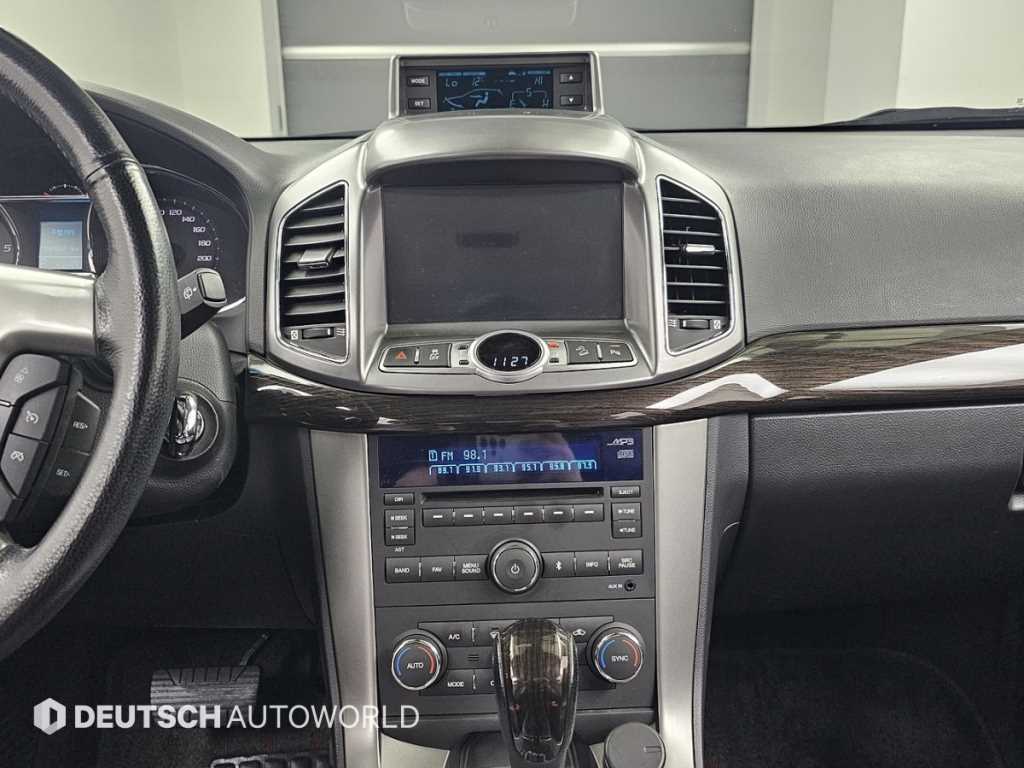 CHEVROLET Captiva — photo 14
