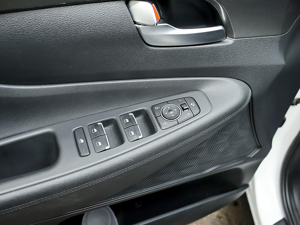 Hyundai Santafe — photo 13