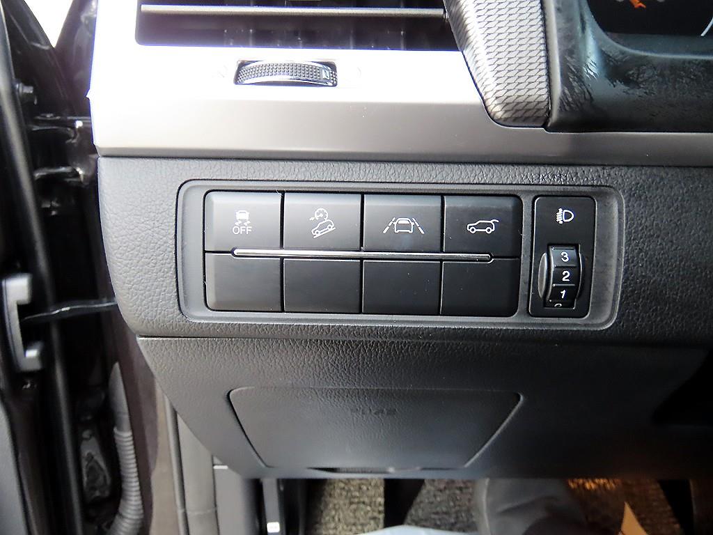 KGM Rexton — photo 12