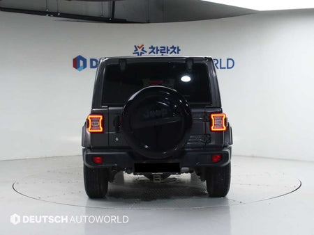 Jeep Wrangler — photo 04