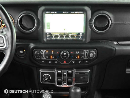 Jeep Wrangler — photo 14