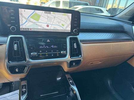 Kia Sorento — photo 11