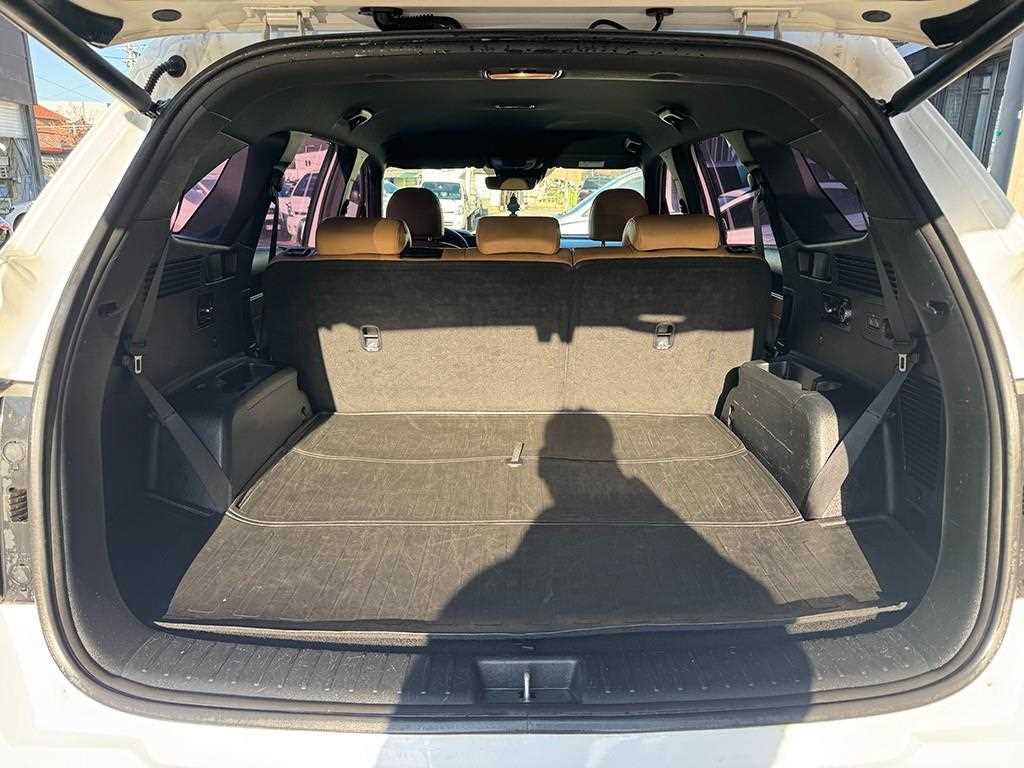 Kia Sorento — photo 16