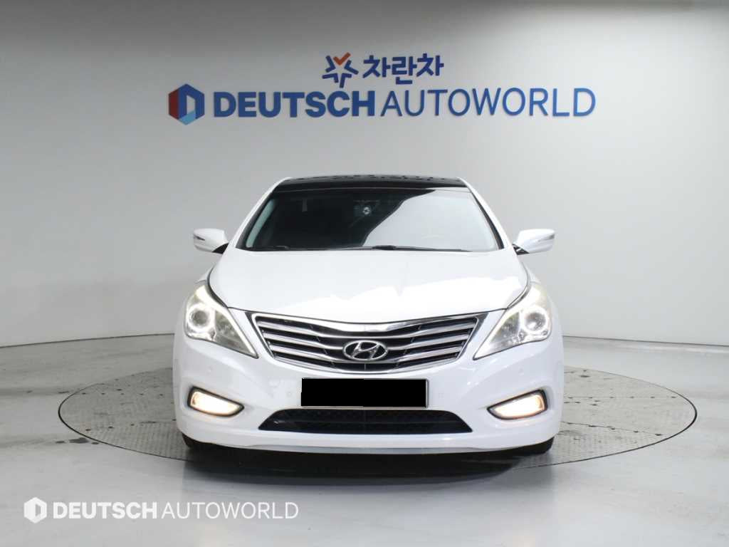 Hyundai Grandeur — photo 03