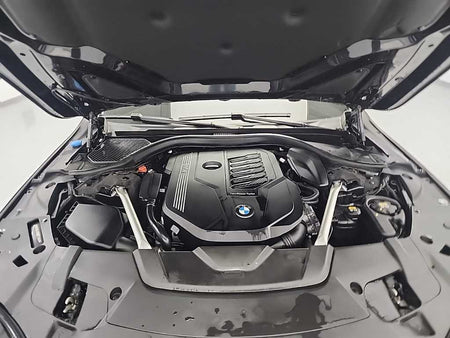 BMW 7-Series — photo 05