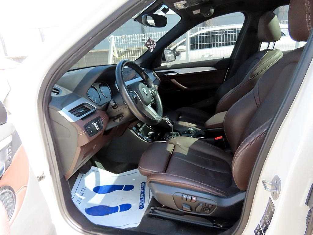 BMW X1 — photo 05