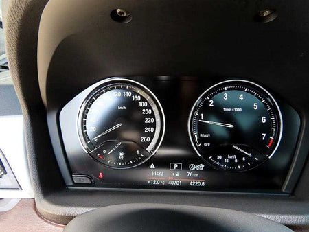 BMW X1 — photo 09