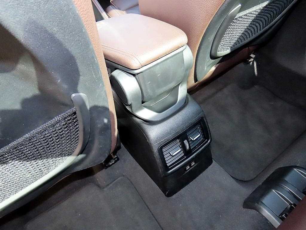 BMW X1 — photo 15