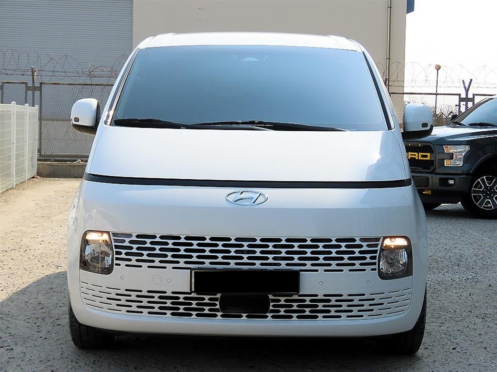 Hyundai Staria — photo 01