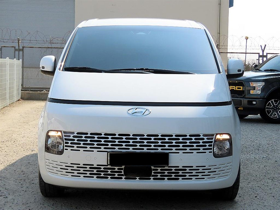 Hyundai Staria — photo 01