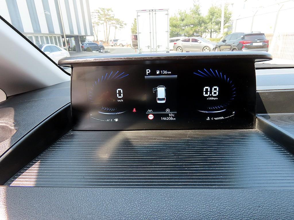 Hyundai Staria — photo 09