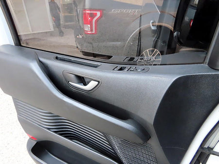 Hyundai Staria — photo 11