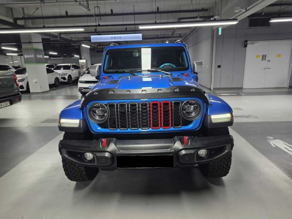 Jeep Wrangler — photo 01