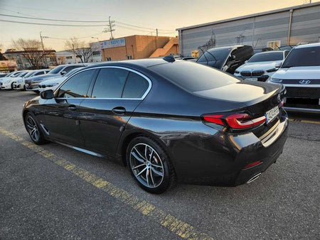 BMW 5-Series — photo 03