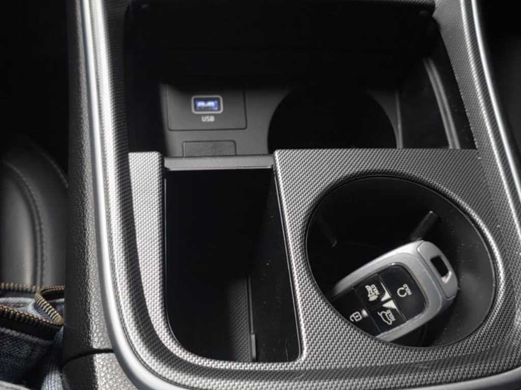 Hyundai Santafe — photo 11