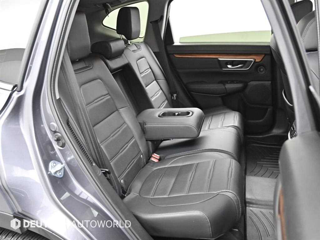 Honda CR-V — photo 12