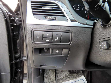 Genesis G80 — photo 12