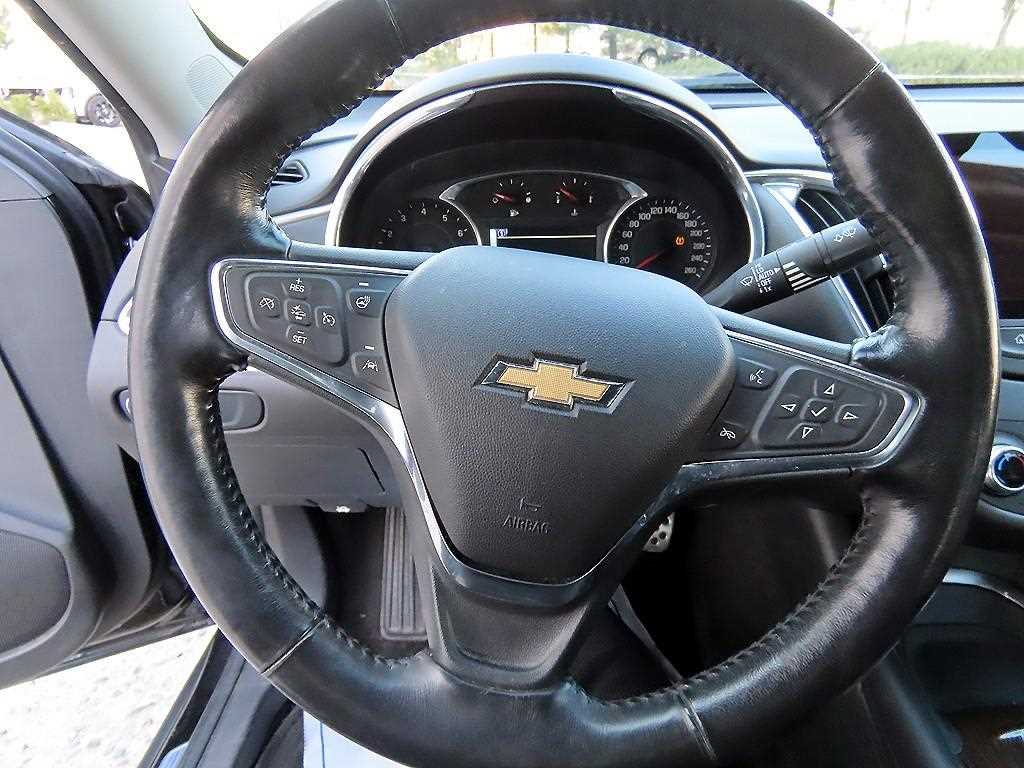 CHEVROLET Malibu — photo 08