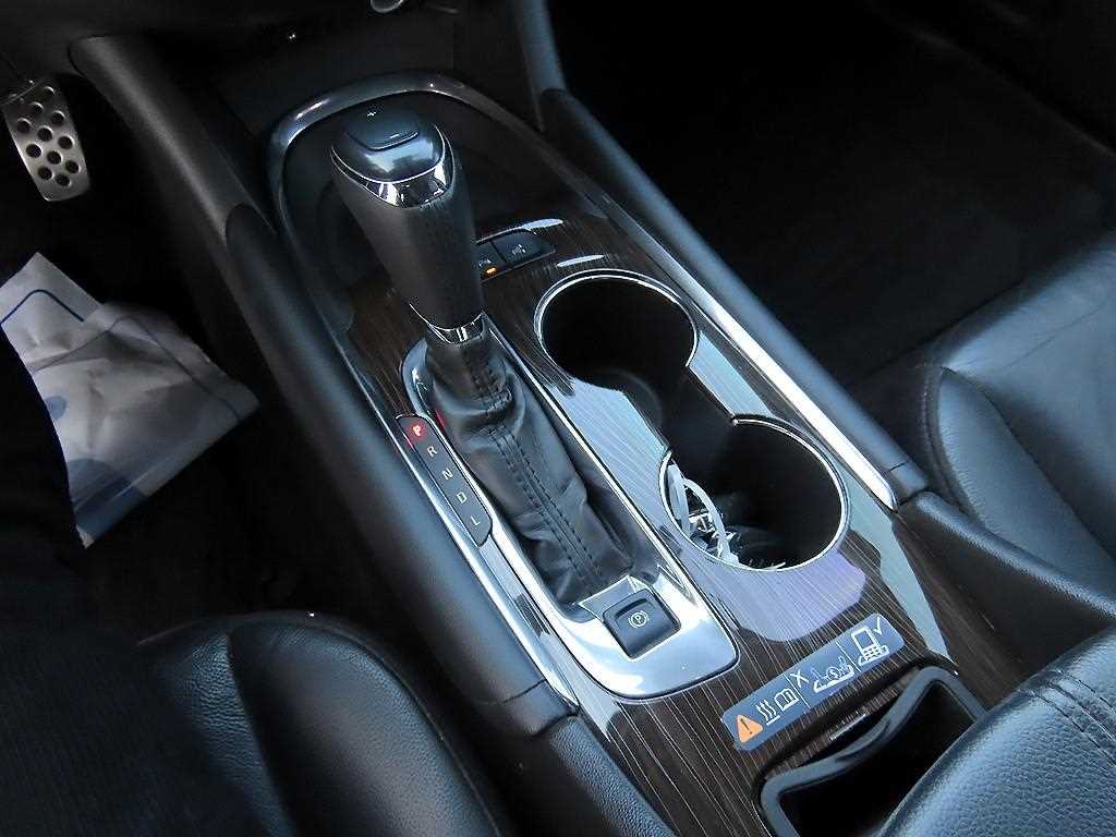 CHEVROLET Malibu — photo 10