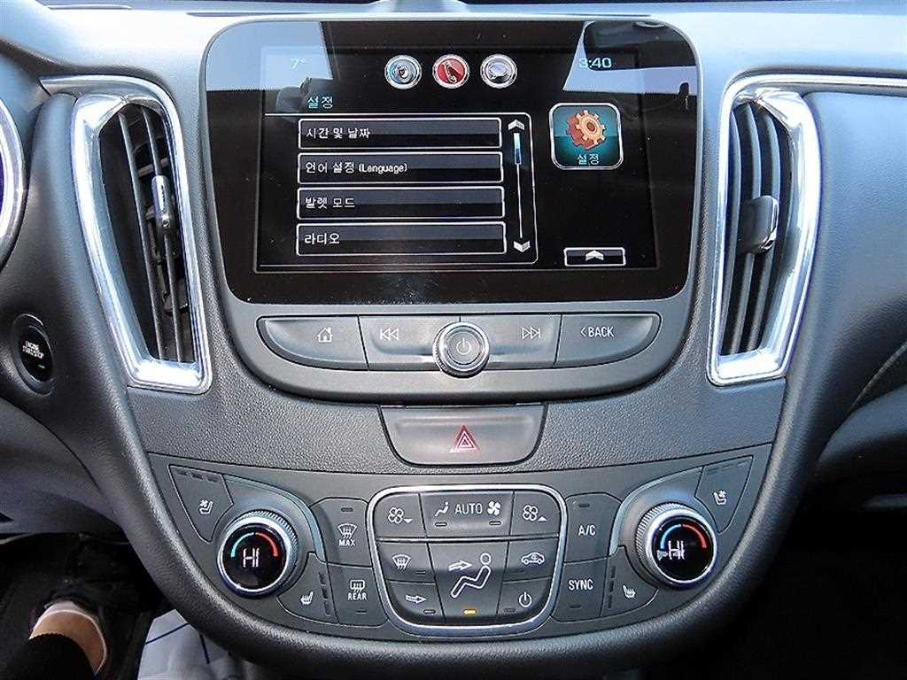 CHEVROLET Malibu — photo 13