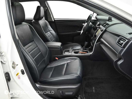 Toyota Camry — photo 10