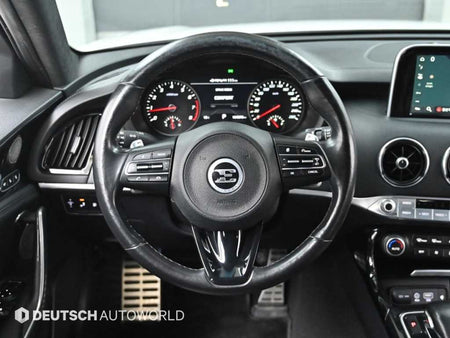 Kia Stinger — photo 13