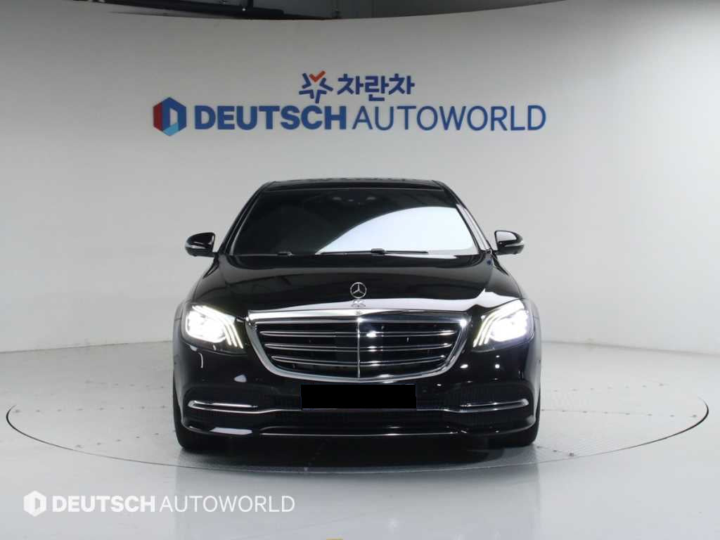 Mercedes-Benz S-Class — photo 03