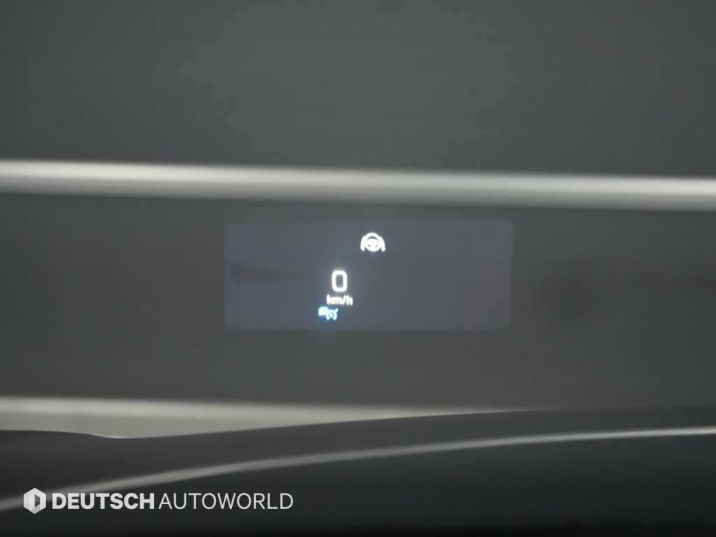 Mercedes-Benz S-Class — photo 17