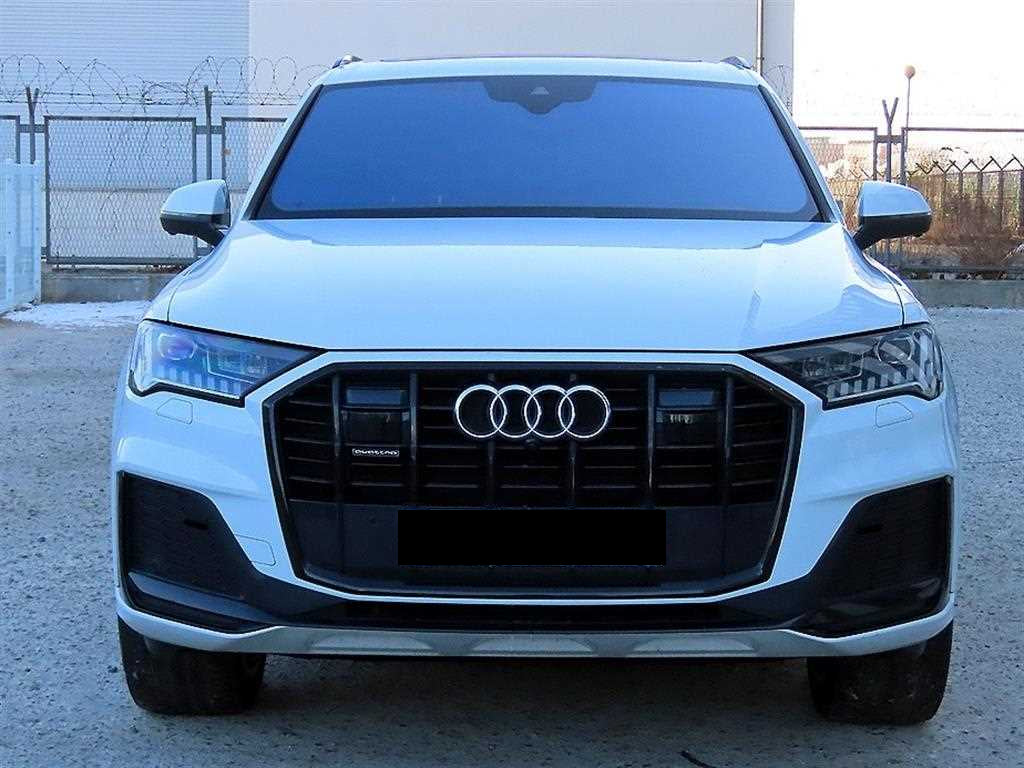 Audi Q7 — photo 01