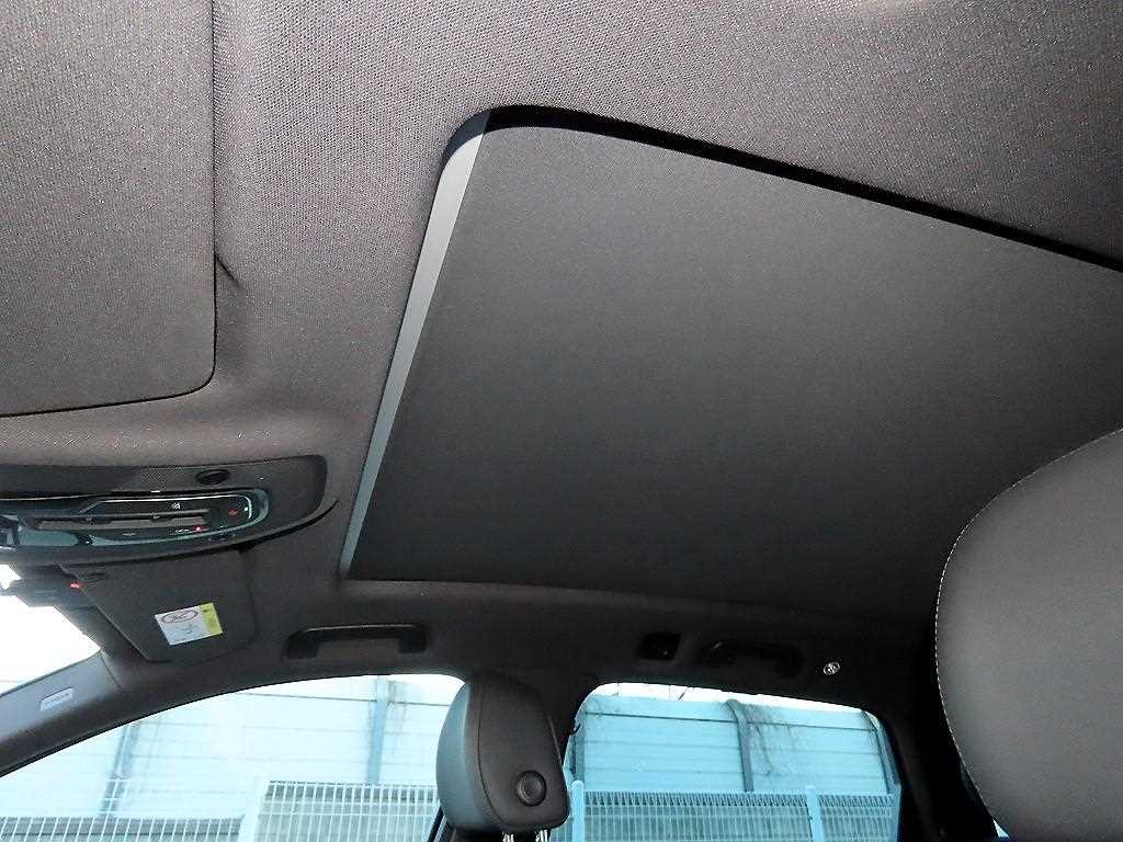 Audi Q7 — photo 16