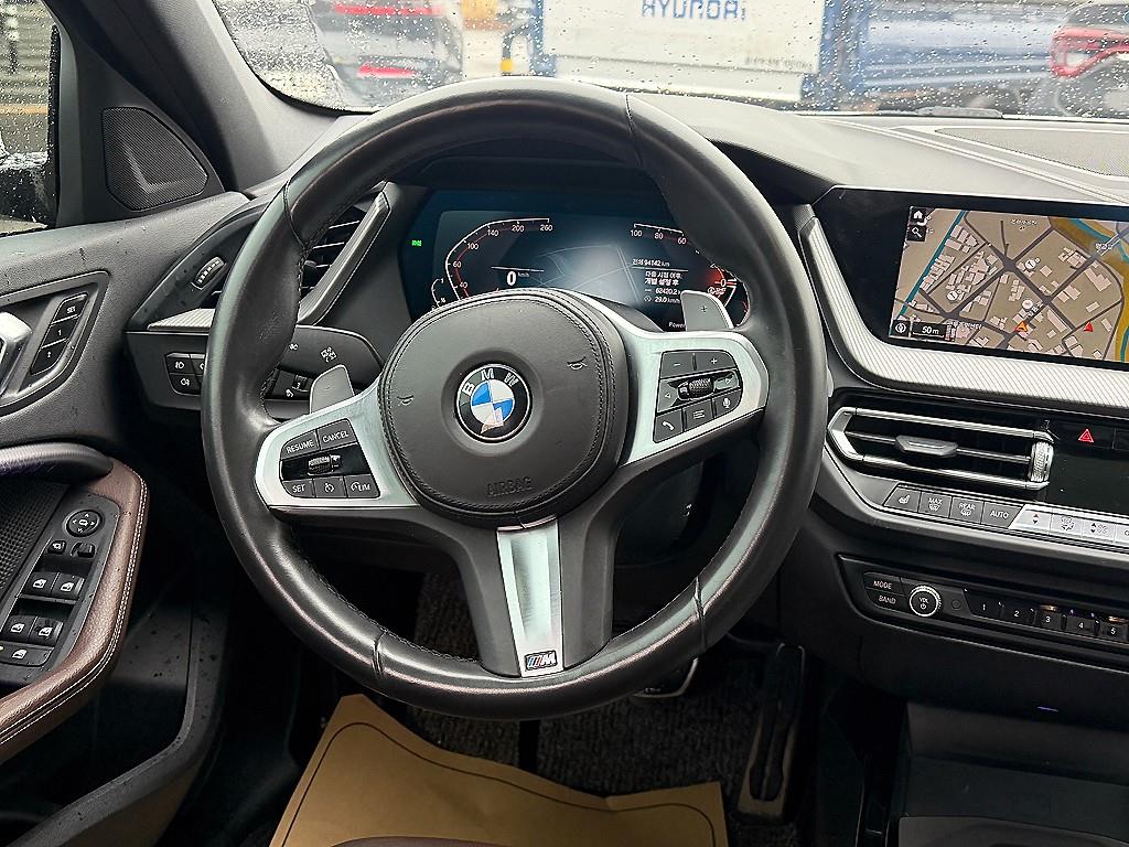 BMW 1-Series — photo 08
