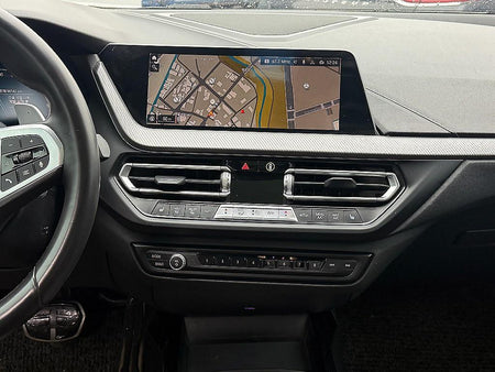 BMW 1-Series — photo 10