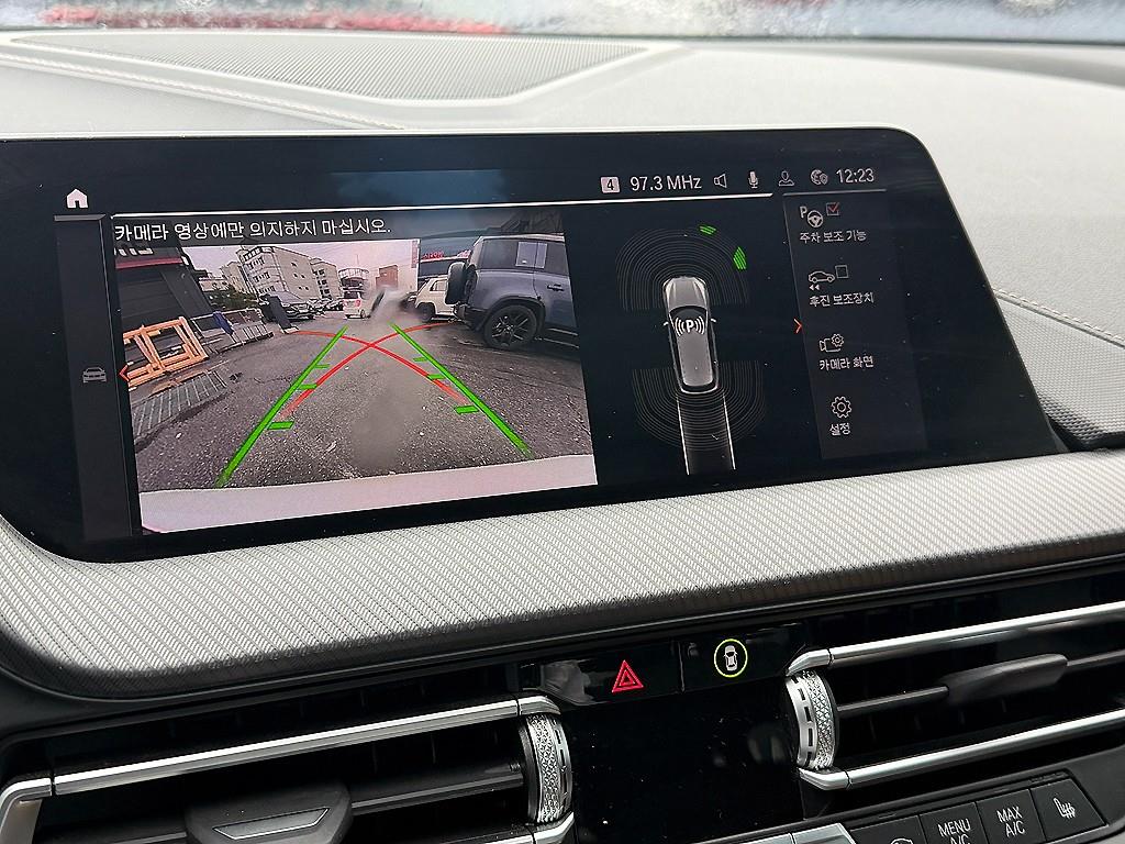 BMW 1-Series — photo 17