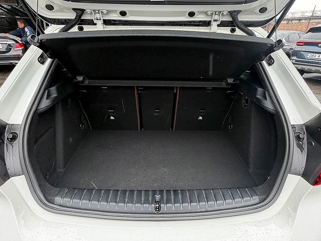 BMW 1-Series — photo 18
