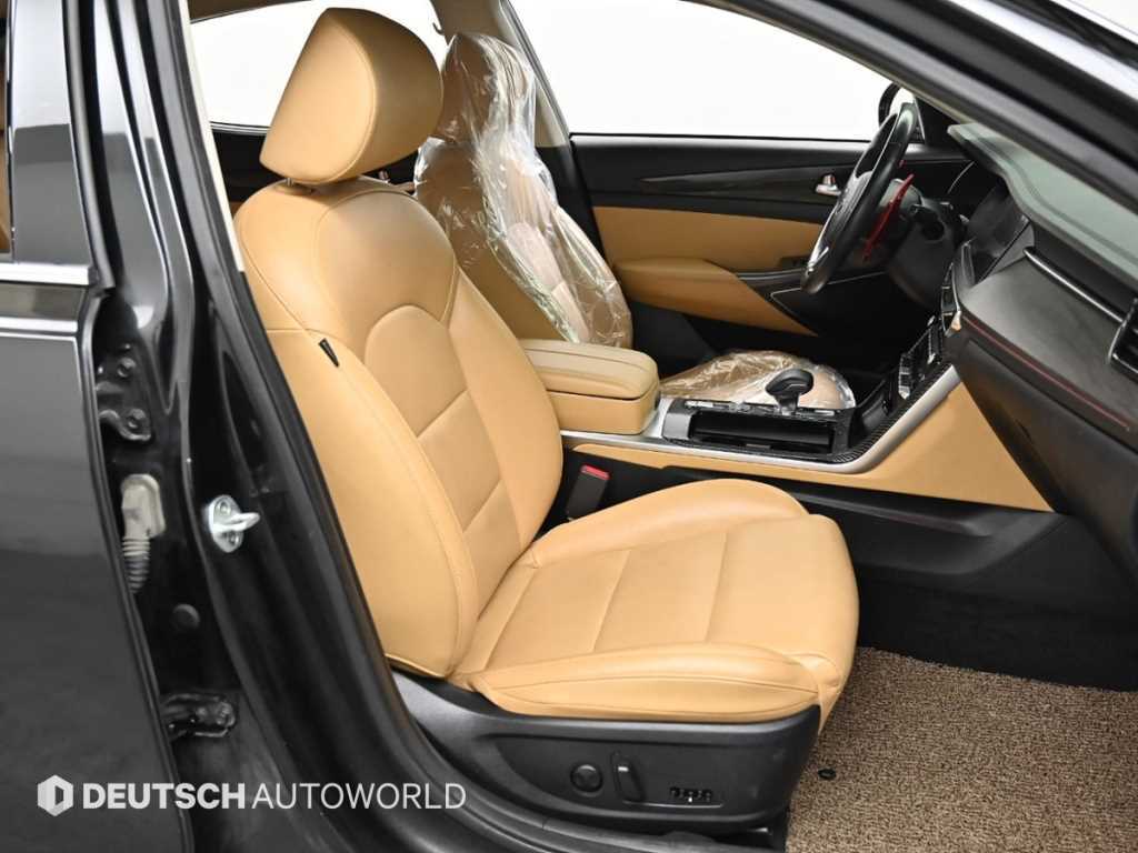 Kia K7 — photo 10