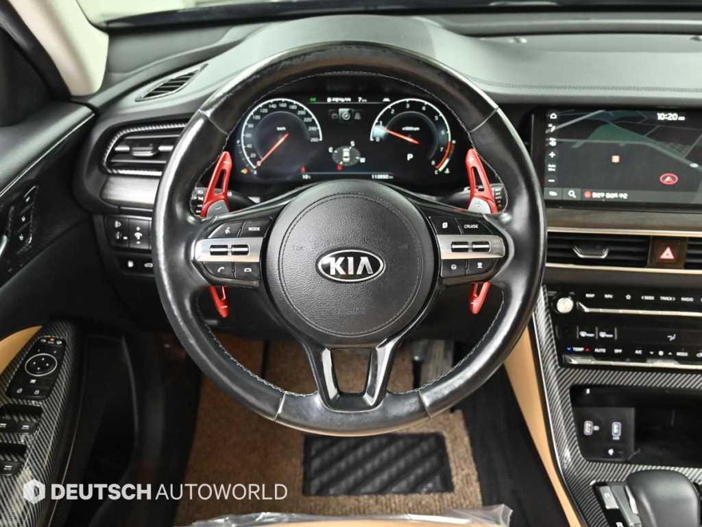 Kia K7 — photo 13