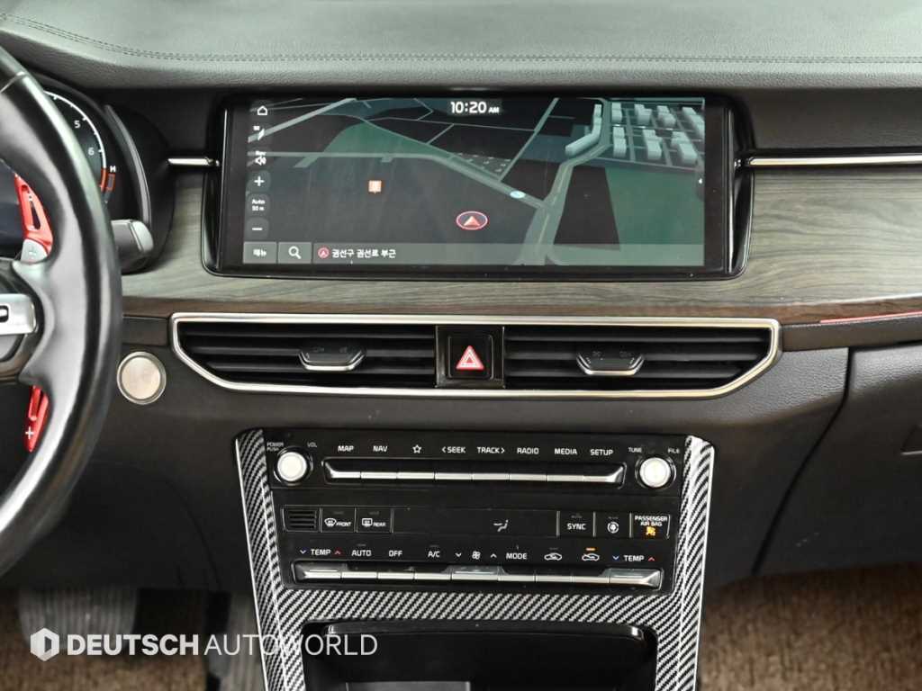 Kia K7 — photo 14