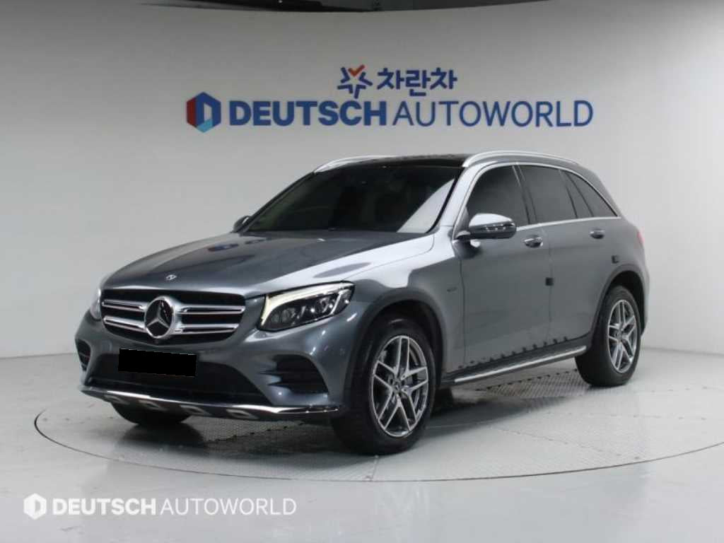 Mercedes-Benz GLC-Class — photo 01