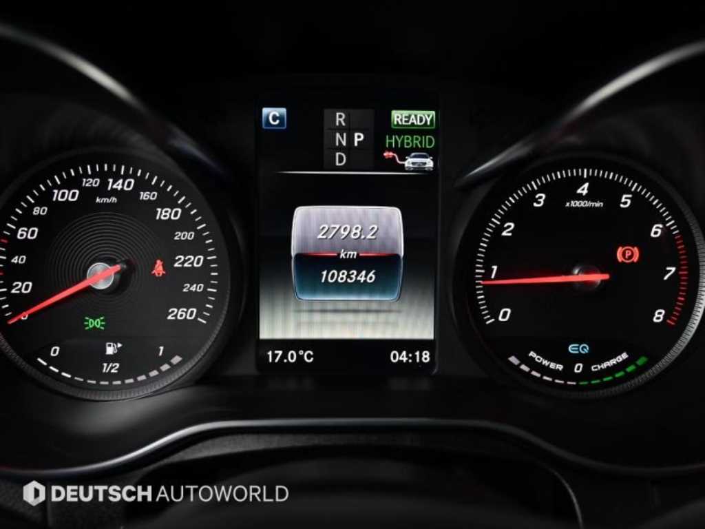Mercedes-Benz GLC-Class — photo 08