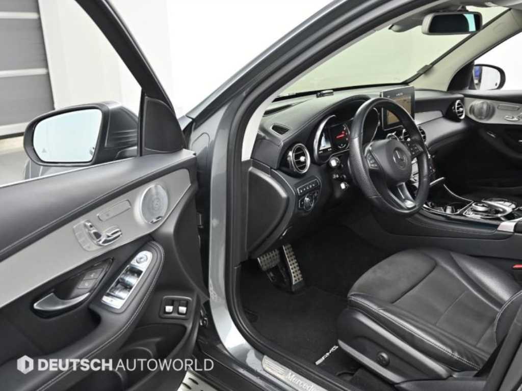 Mercedes-Benz GLC-Class — photo 11