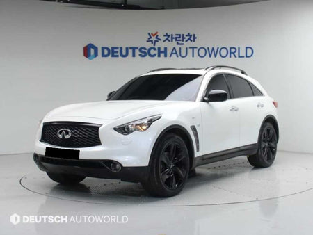 Infiniti QX70 — photo 01