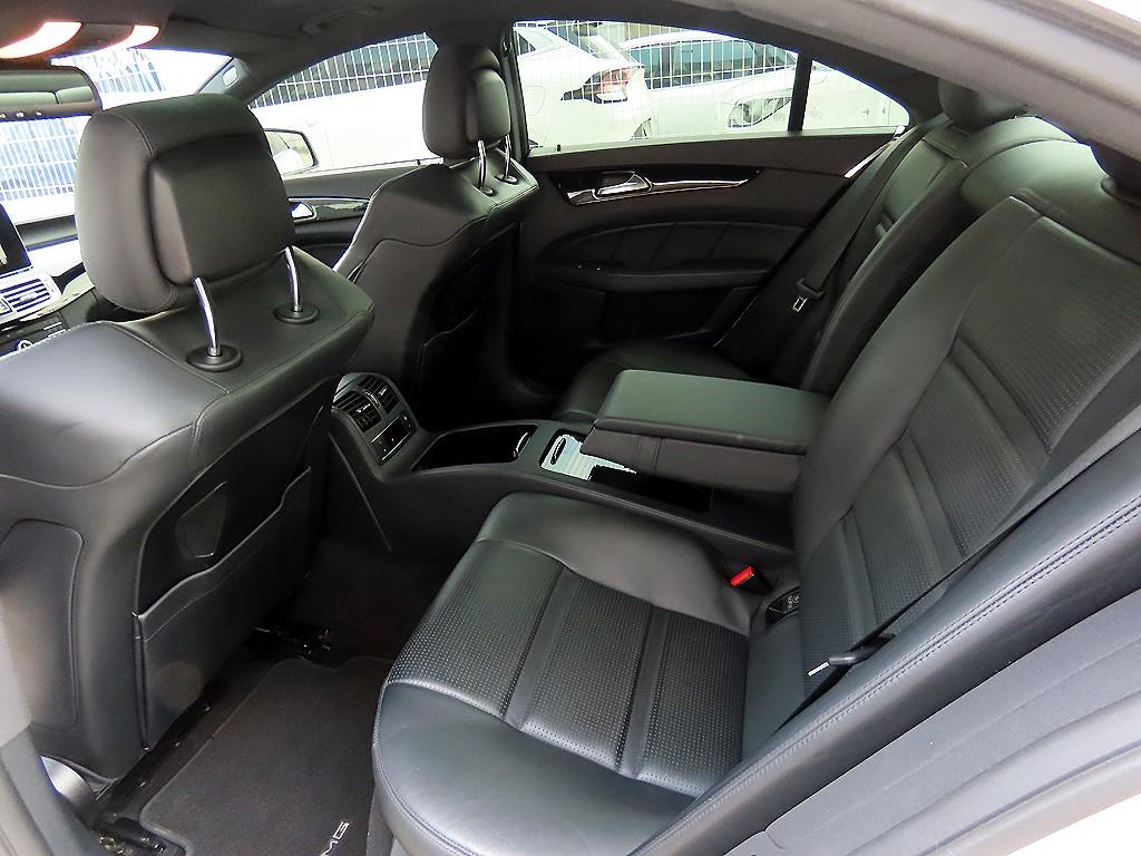 Mercedes-Benz CLS-Class — photo 06