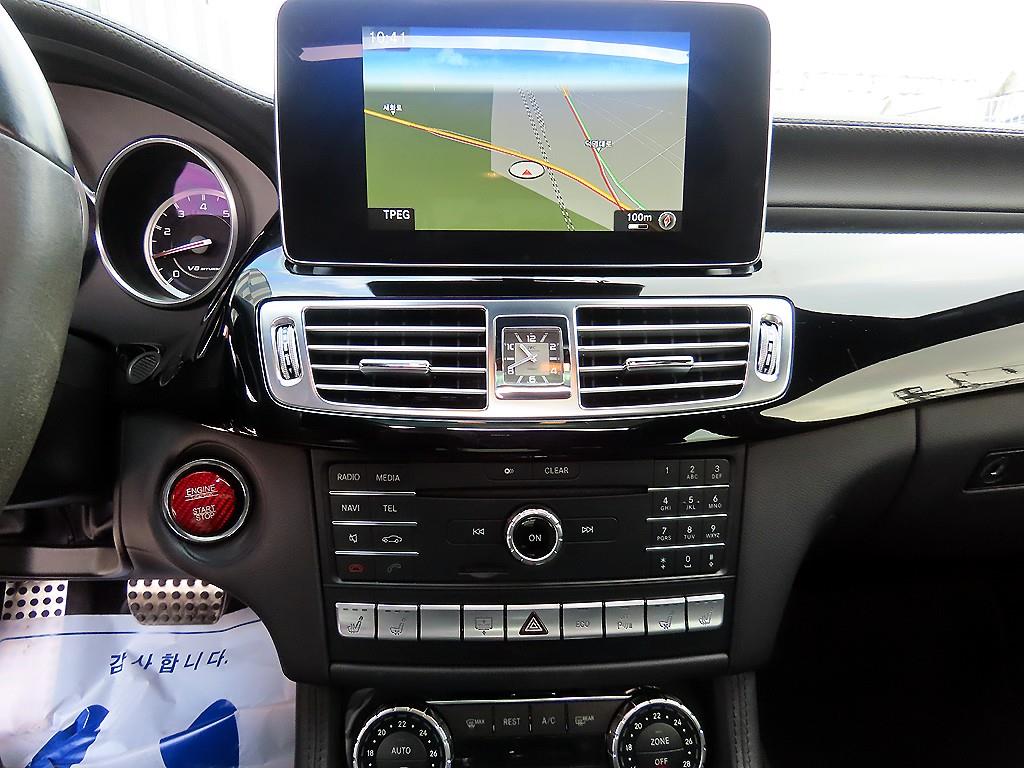 Mercedes-Benz CLS-Class — photo 13