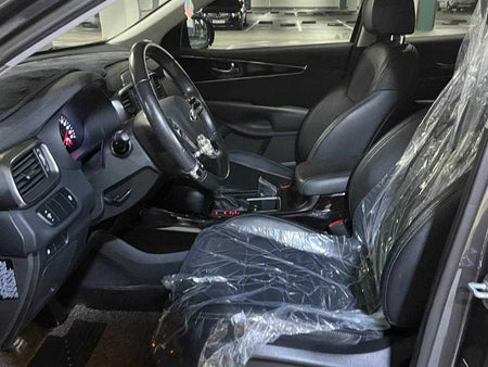 Kia Sorento — photo 12