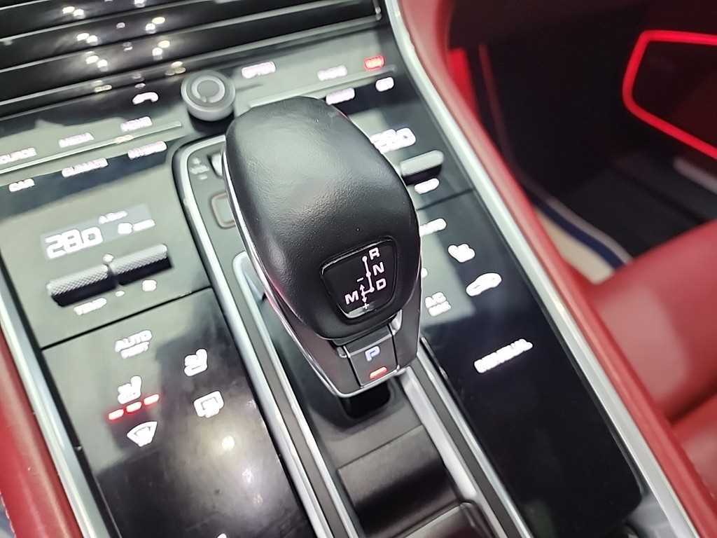 Porsche Panamera — photo 08