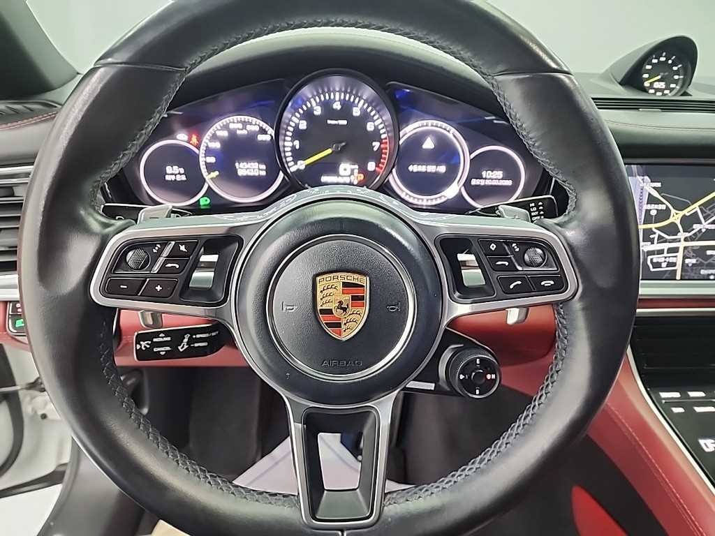 Porsche Panamera — photo 09