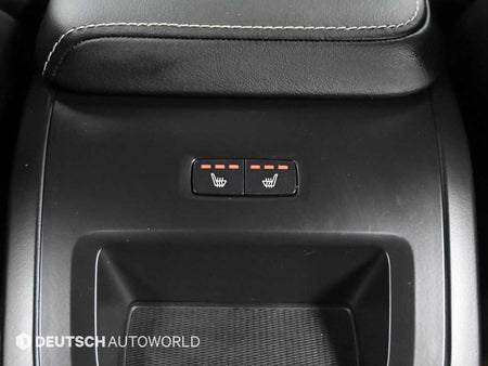 Volvo XC60 — photo 16
