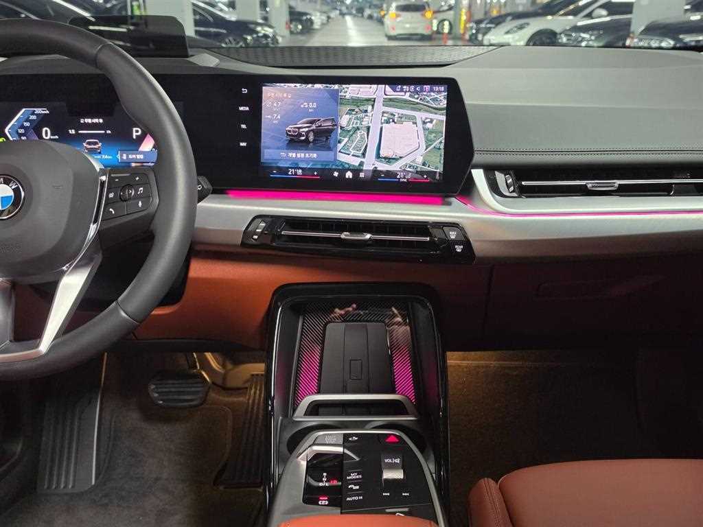 BMW 2-Series — photo 11