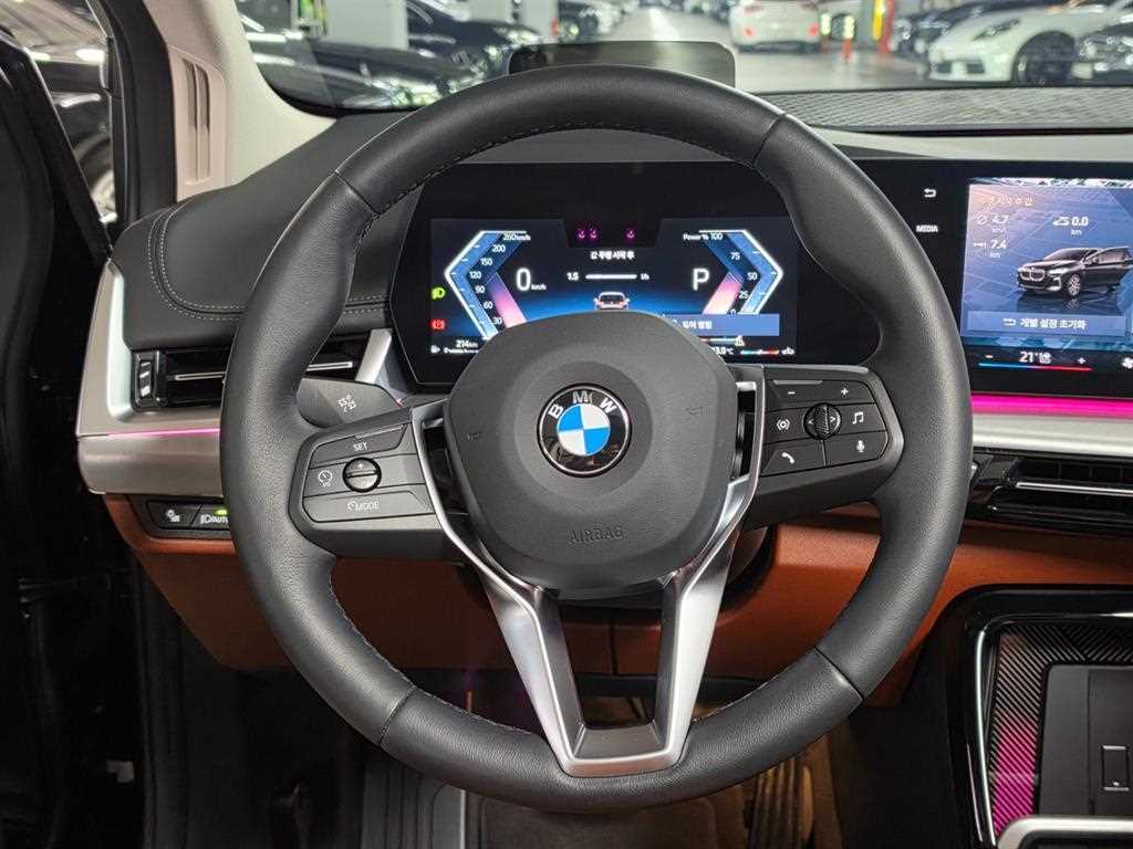 BMW 2-Series — photo 13